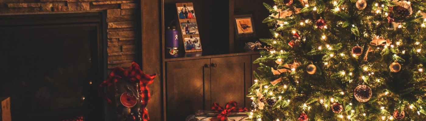 12 Best Christmas Songs