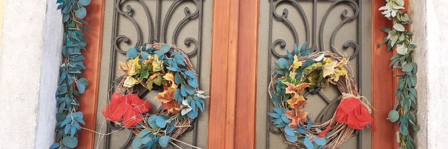 Thursday doors: colourful doors from Volosko, Croatia