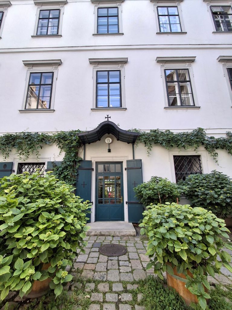 Thursday doors: beautiful doors from&nbsp;Vienna